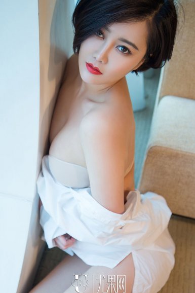 db真人体育官网_欧冠10人尤文1-0胜里昂 夸德拉多替补破门布冯扑点(图1) db真人官网